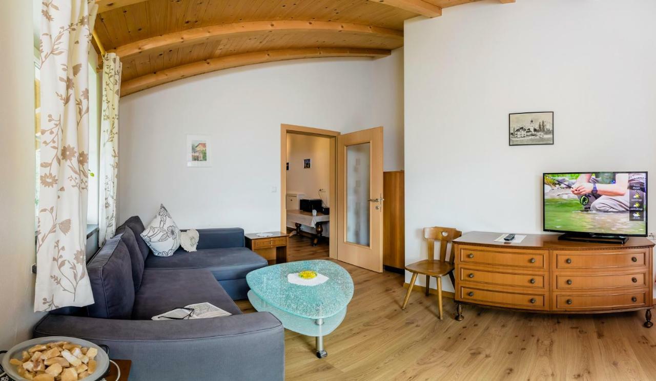 Mareinhof - Urlaub Auf Dem Apfelbauernhof Appartement Partschins Buitenkant foto